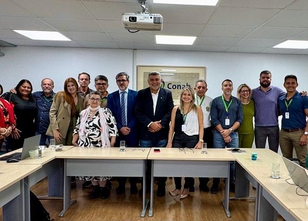 Trabalhadores devem debater em assembleias contraproposta da direção da Conab